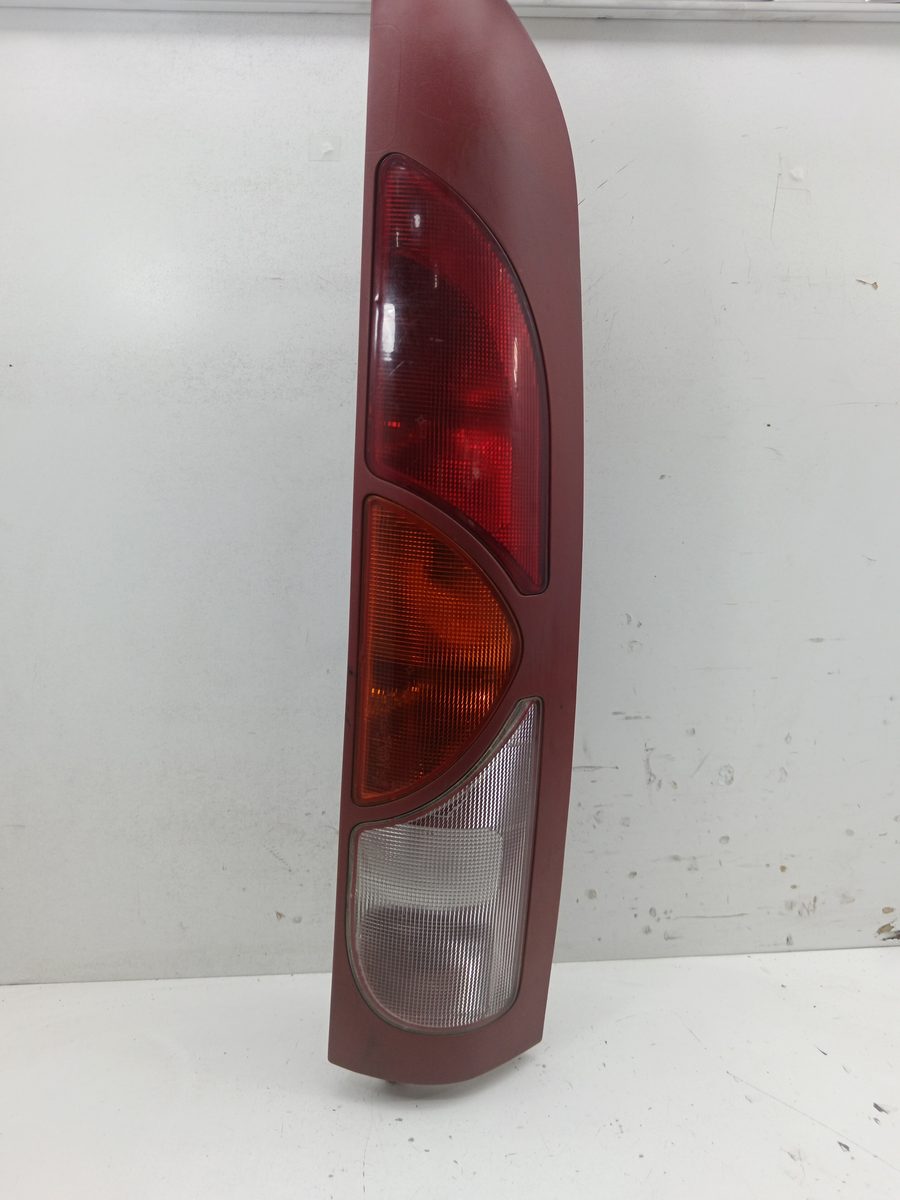 Farol Trasero Derecho Exterior Renault Kangoo (F/KC0) 1997-2005 Diesel