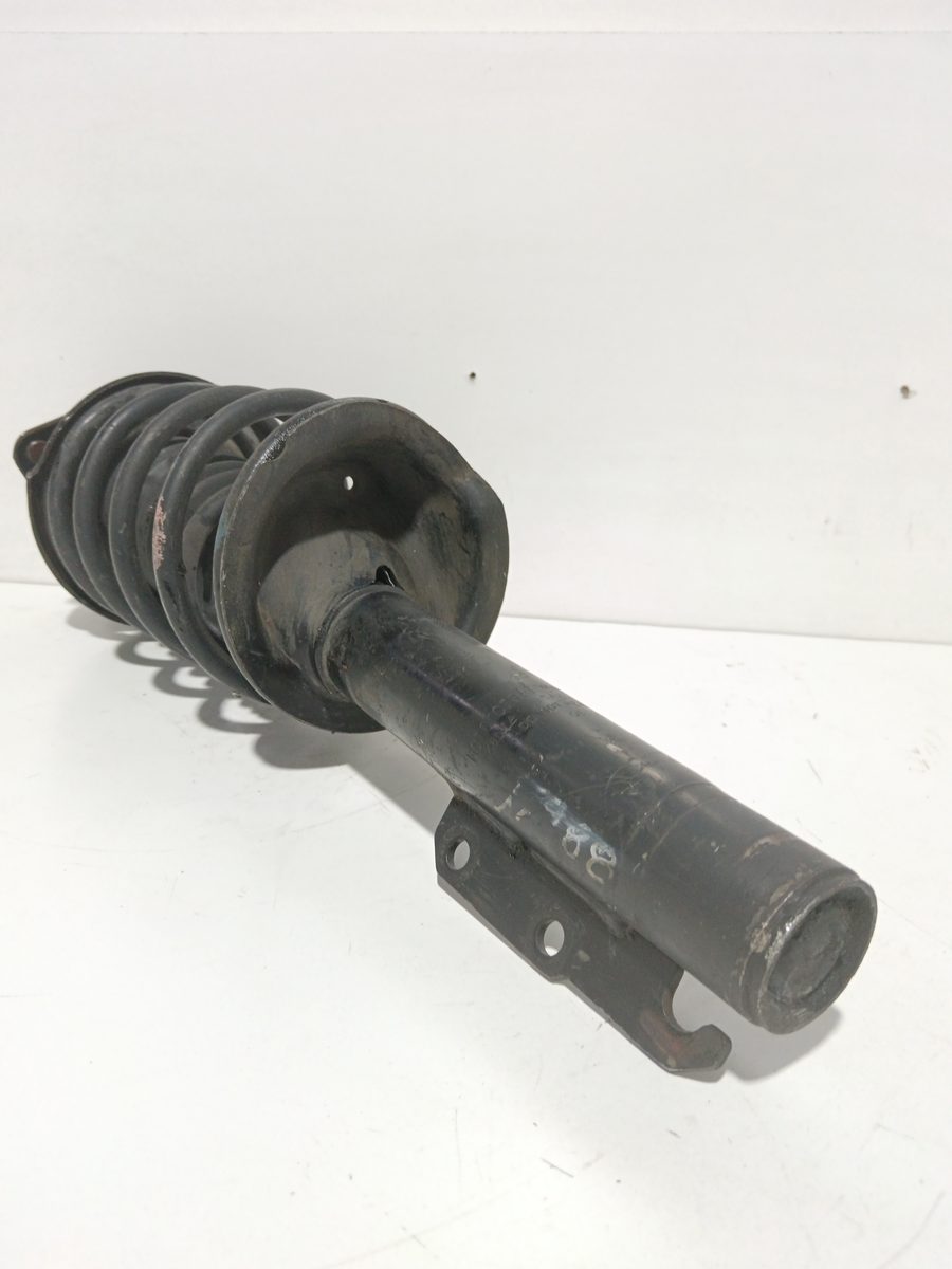 Amortiguador Delantero Der/Izq Ford Escort Berl./turnier 1995-2000 95AX18045LB