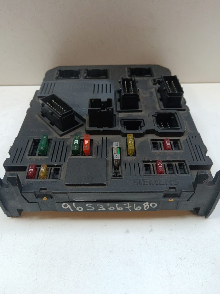 Caja Reles / Fusibles / Modulo Bsi Citroën C3 1995-2010 1.4 HDi 1.4L 50kW SIEMENS
