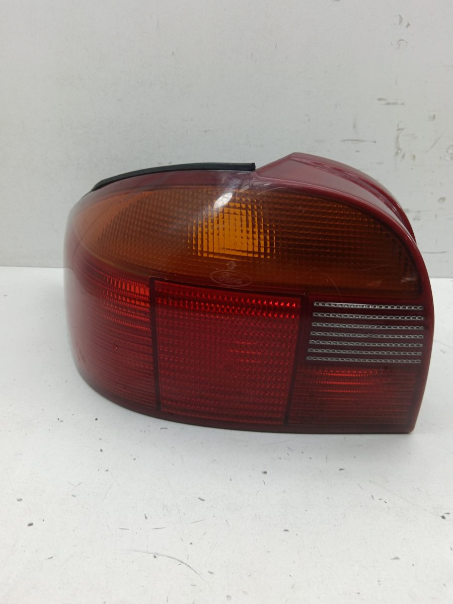 Farol Trasero Izquierdo Exterior Ford Mondeo Berlina (GD) 1996-2001