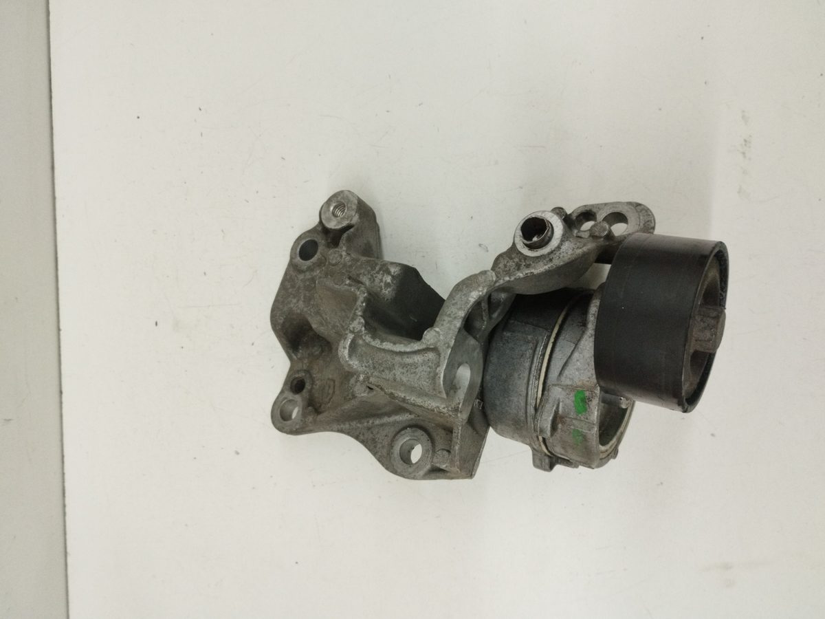 Soporte Alternador Peugeot 208 2012-2019 1.2 16V VTi 1.2L 60kW 9812038180