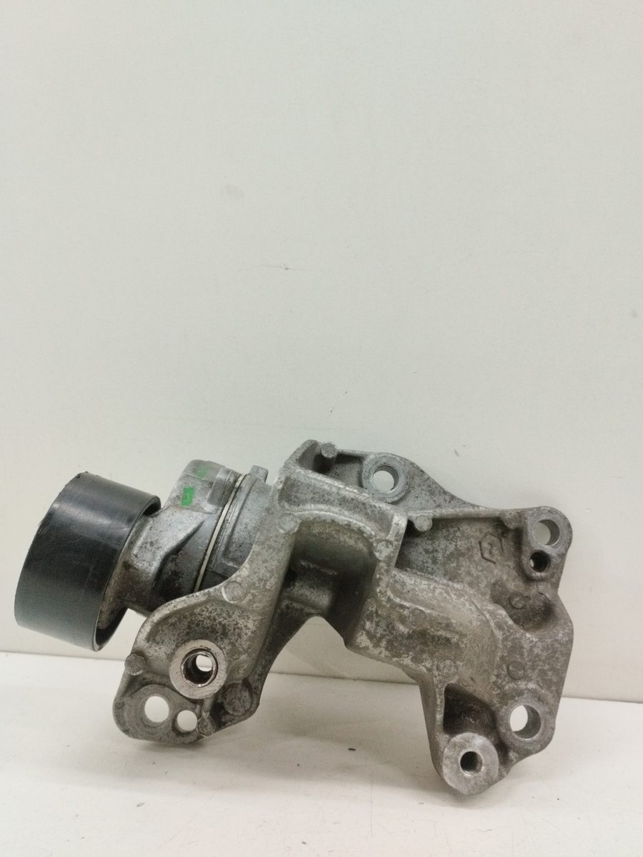 Soporte Alternador Peugeot 208 2012-2019 1.2 16V VTi 1.2L 60kW 9812038180
