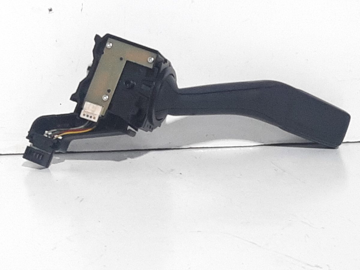 Llave de Luces Y Señalero Volkswagen Jetta (1K2) 2005-2010 Advance 1.9L 77kW ANH80H001B