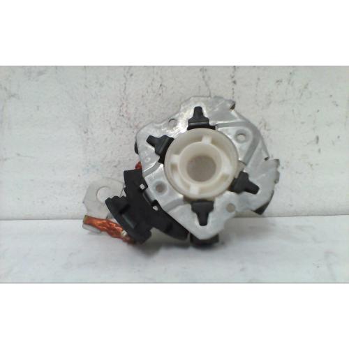 PORTA CARBONES ARRANQUE PEUG. CITR. 1.6D 1.9D DW8 PART. 206 40MM KRUG (0001108401-411-412-414)