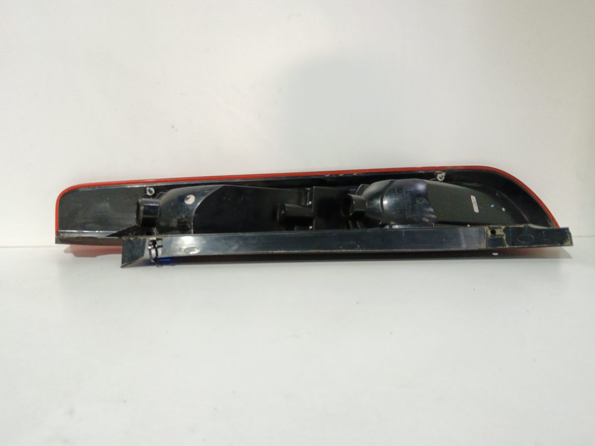 Farol Trasero Izquierdo Exterior Ford Focus Lim. (CB4) 2007-2011 Titanium 0374D