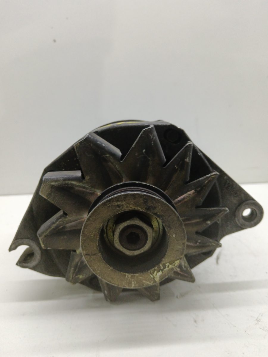 Alternador Lada Niva ( 2121 / 21213 / 21214 / 21215 ) 1979-2013 1.9 Diesel A13N207
