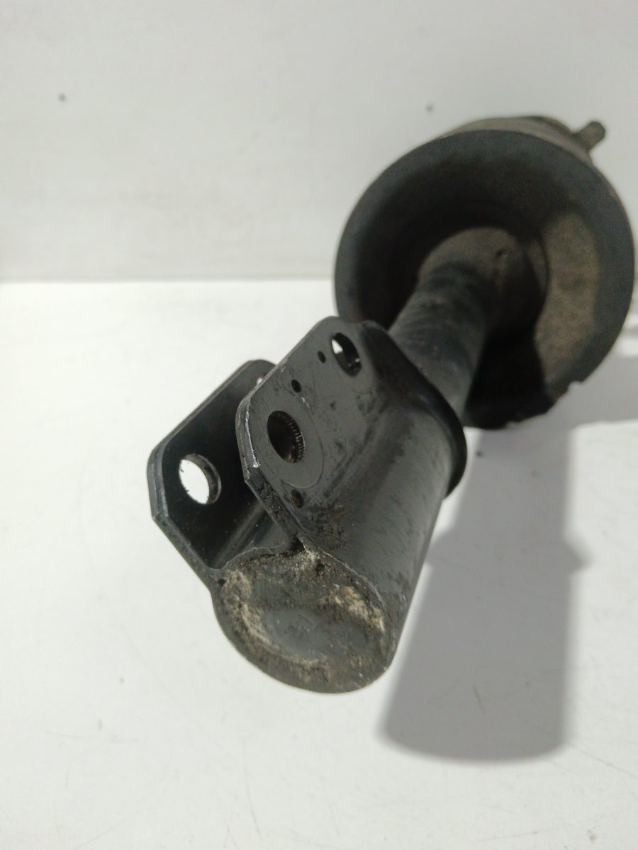 Amortiguador Delantero Der/Izq Renault Megane I Classic (LA0) 1996-2001 7700412915