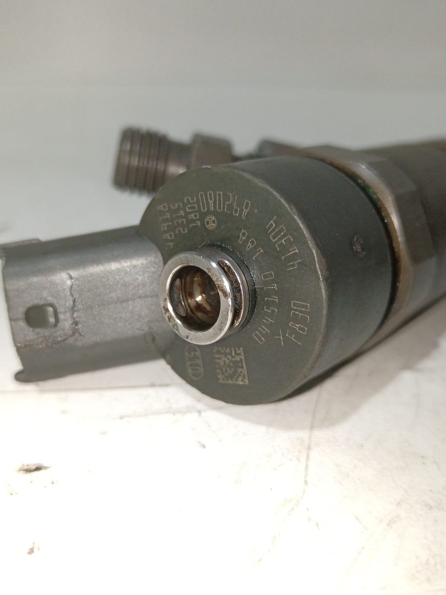 Inyector Ford Focus Berlina (CAK) 1998-2004 1.6 16V CAT 1.6L 74kW 0445110188