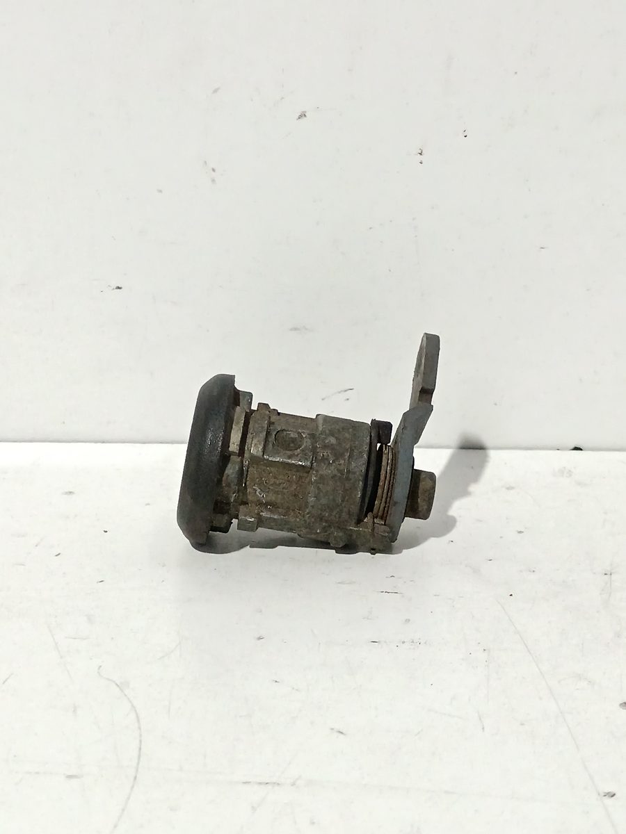 Cilindro Puerta Ford Ka (CCQ) 1996-2008 Básico