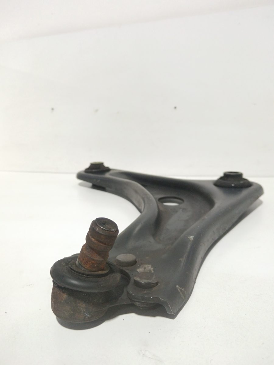 Parrilla de Suspension Inferior Trasera Derecha Peugeot 208 2012-2019 Style 1.2L 60kW