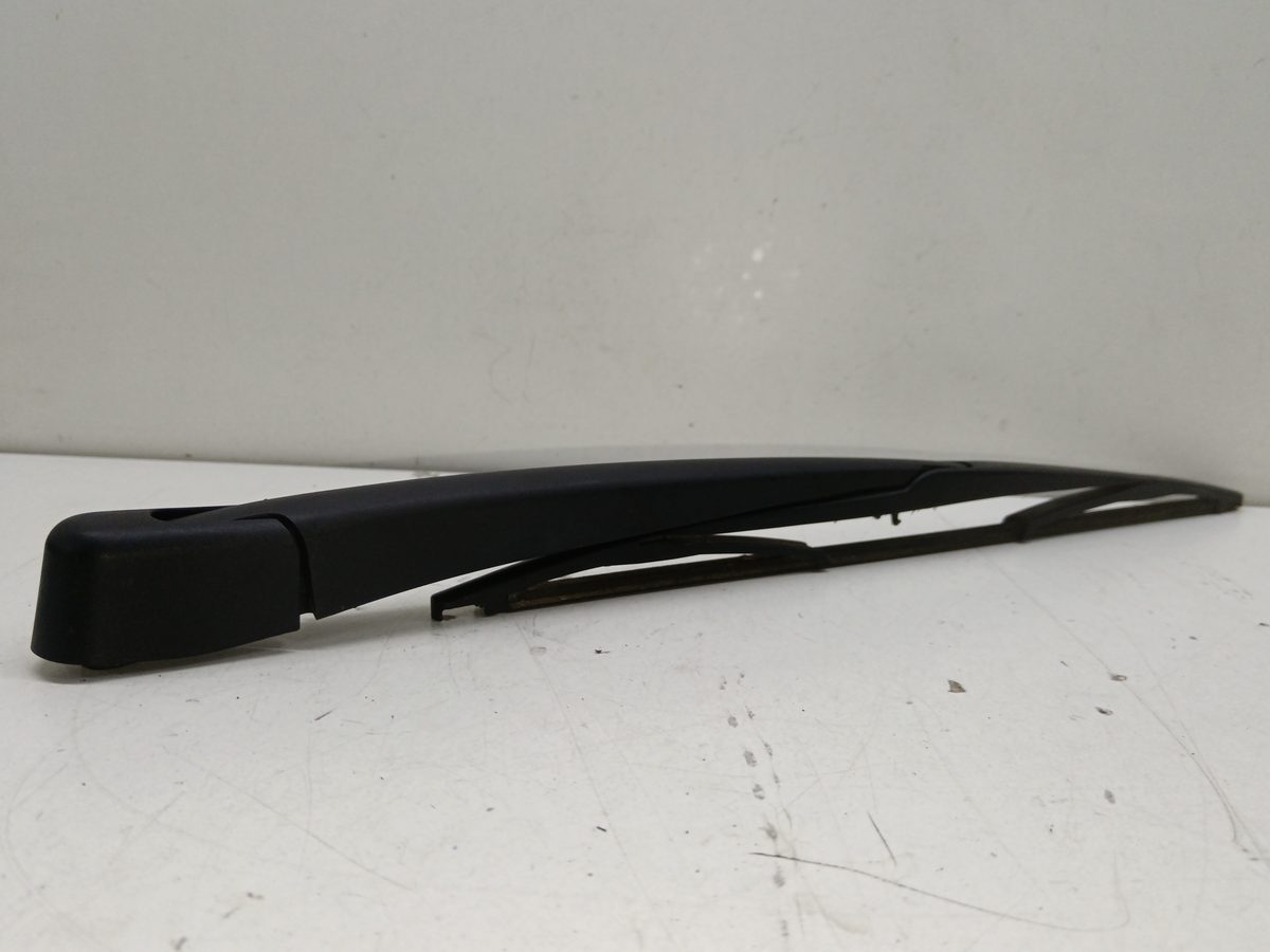 Brazo Limpia Luneta Renault Megane Iii Berlina 5 P 2008-2016 Dynamique