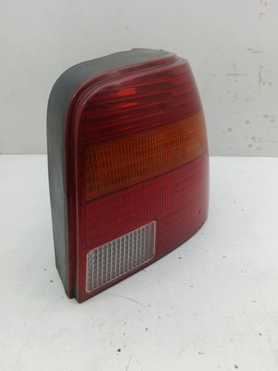 Farol Trasero Derecho Exterior Volkswagen Golf IV Berlina (1J1) 1997-2003 SDI