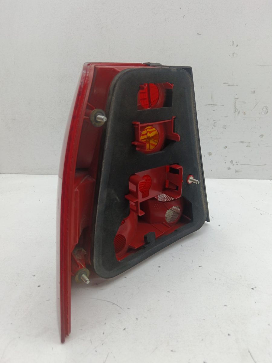 Farol Trasero Derecho Exterior Volkswagen Bora Berlina (1J2) 1998-2005 98041J5945257