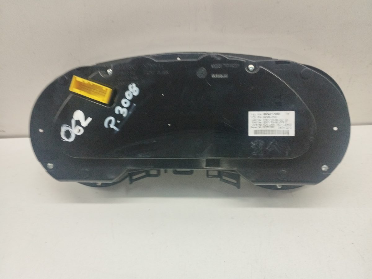 Tablero de Instrumentos Peugeot 3008 2009-2016 1.6 HDi FAP 1.6L 82kW 9804210980