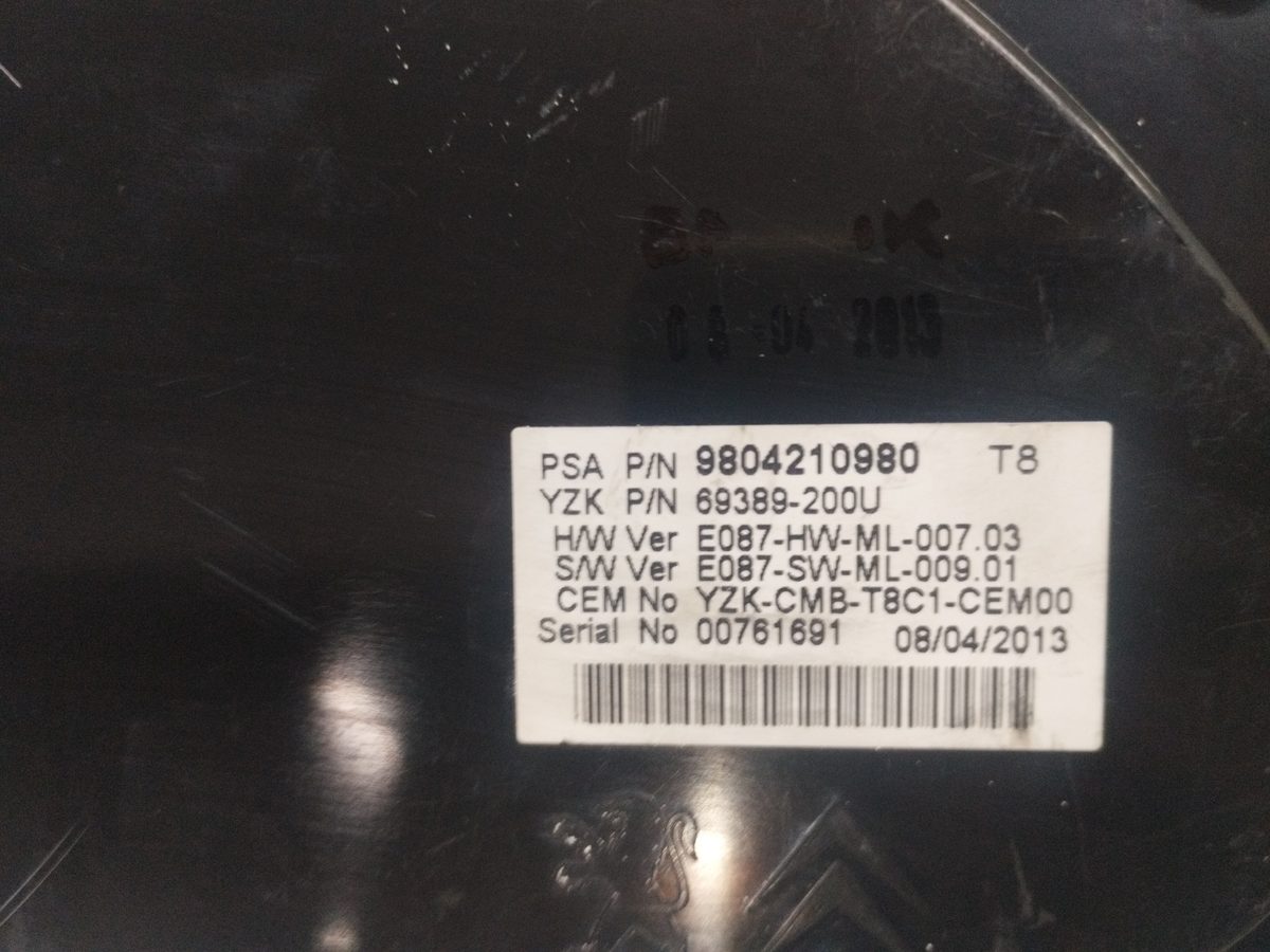 Tablero de Instrumentos Peugeot 3008 2009-2016 1.6 HDi FAP 1.6L 82kW 9804210980