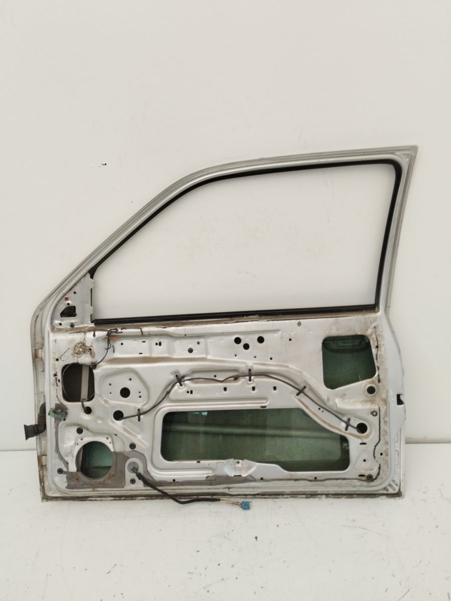 Puerta Delantera Derecha Ford Fiesta Berlina (DX) 1999-2002 Ambiente