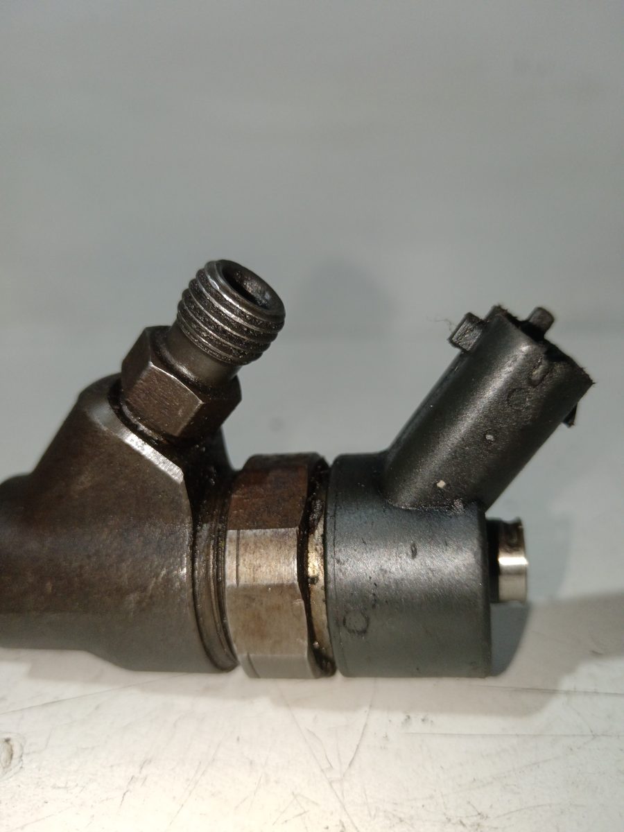 Inyector Fiat Scudo (222) desde 1995 2.0 JTD CAT 2.0L 80kW 0445110044
