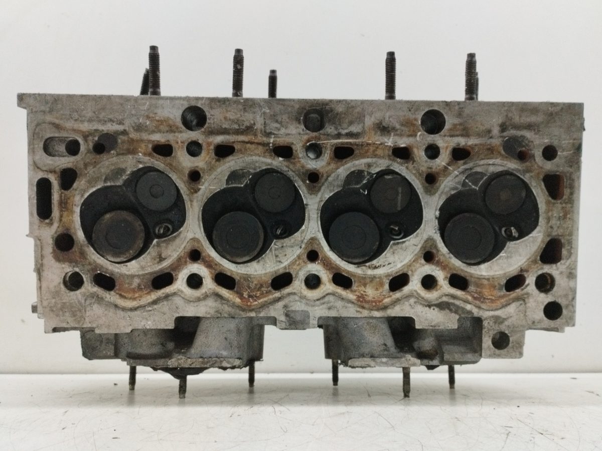 Tapa De Cilindros Peugeot 306 Berlina 3/5 Puertas (S1) 1993-1997 Graffic 9610923010