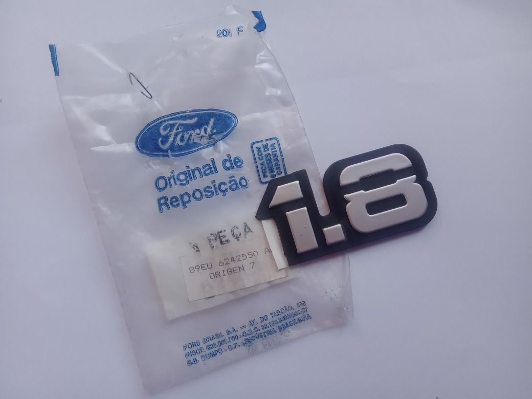 Insignia Ford Escort 1.8 Original