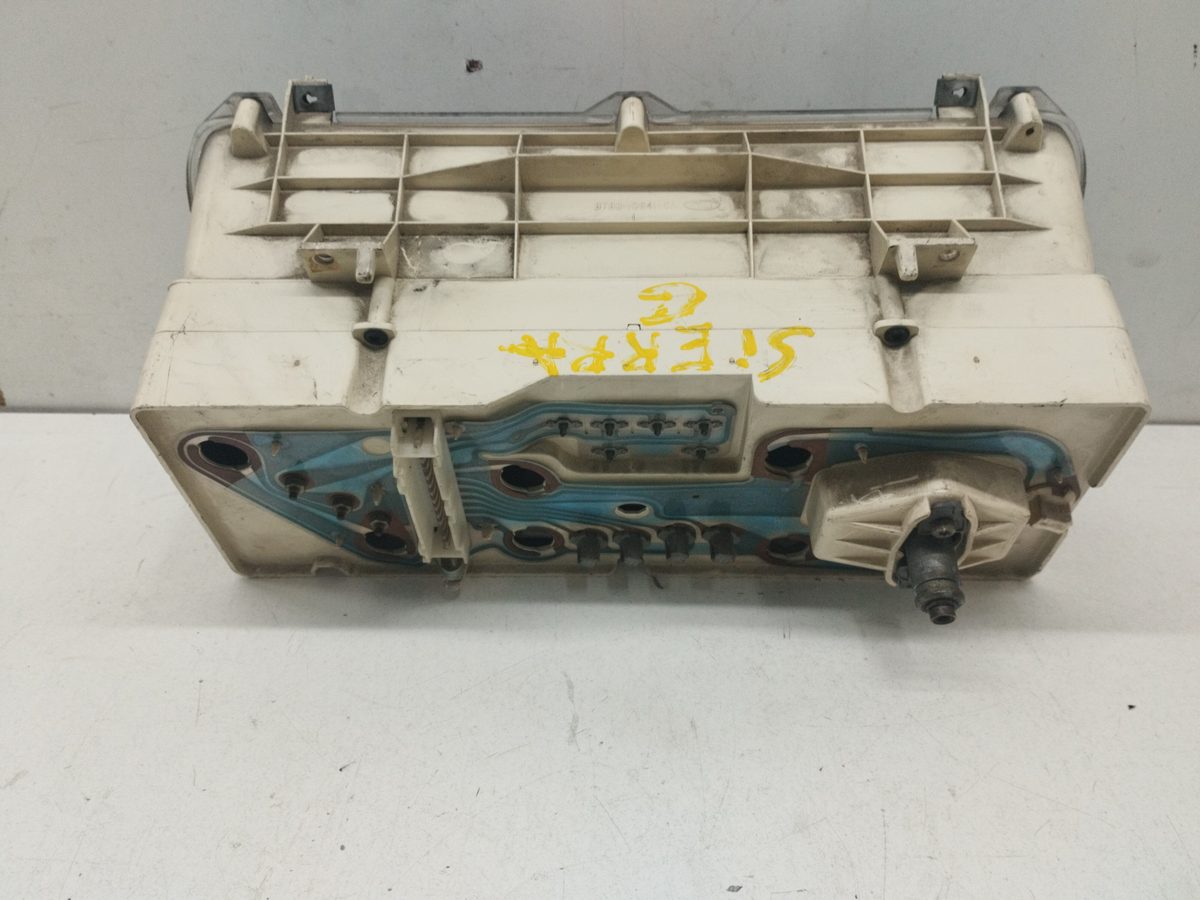 Tablero de Instrumentos Ford Sierra Berlina desde 1987 2.9 V6 CAT 87BB10849