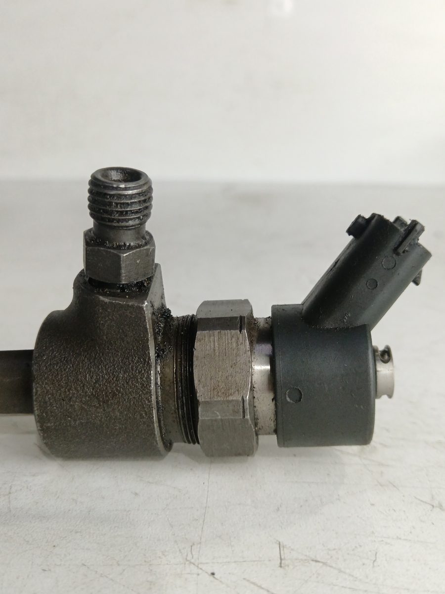 Inyector Fiat Punto Berlina (188) 1999-2002 1.9 Diesel Eco 1.9L 44kW 0445110019