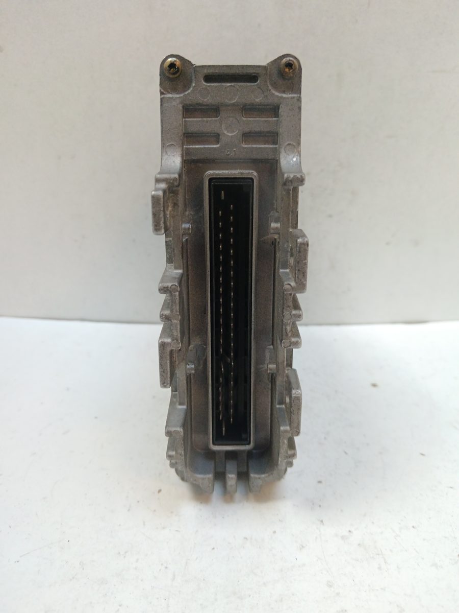 Centralita Motor Uce Volkswagen Golf III Berlina (1H1) 1991-1998 CL 1.9L 47kW
