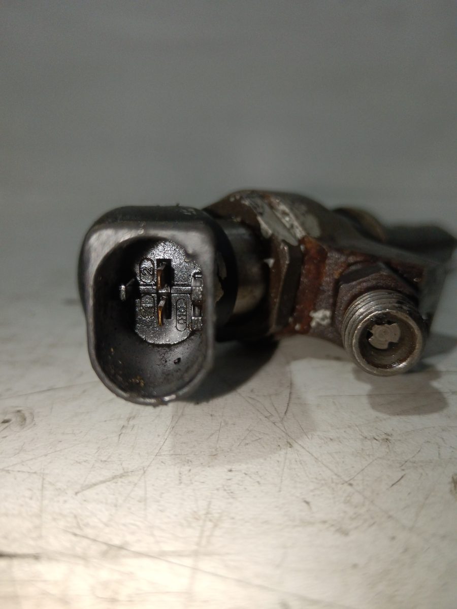 Inyector Citroën C5 Berlina 2001-2004 2.0 HDi CAT (RHZ / DW10ATED) 2.0L 79kW 9652173780