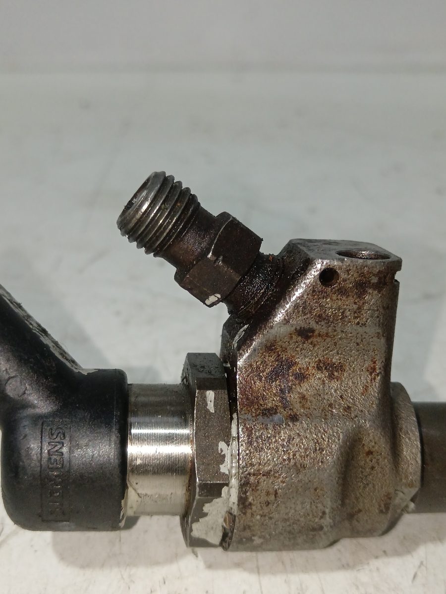 Inyector Citroën C5 Berlina 2001-2004 2.0 HDi CAT (RHZ / DW10ATED) 2.0L 79kW 9652173780