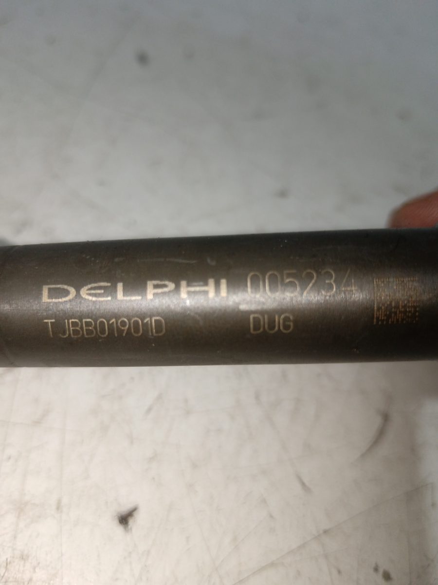 Inyector Opel Astra G Berlina 1998-2004 1.7 16V DTI CAT (Y 17 DT / LR6) TJBB01901D