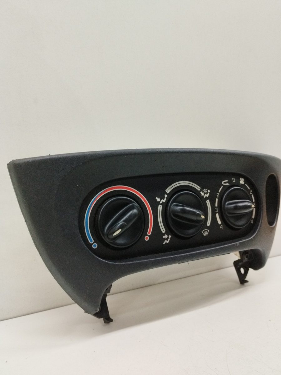 Comandos De Calefacción Renault Megane I Berlina Hatchback (BA0) 1995-1999 662370R