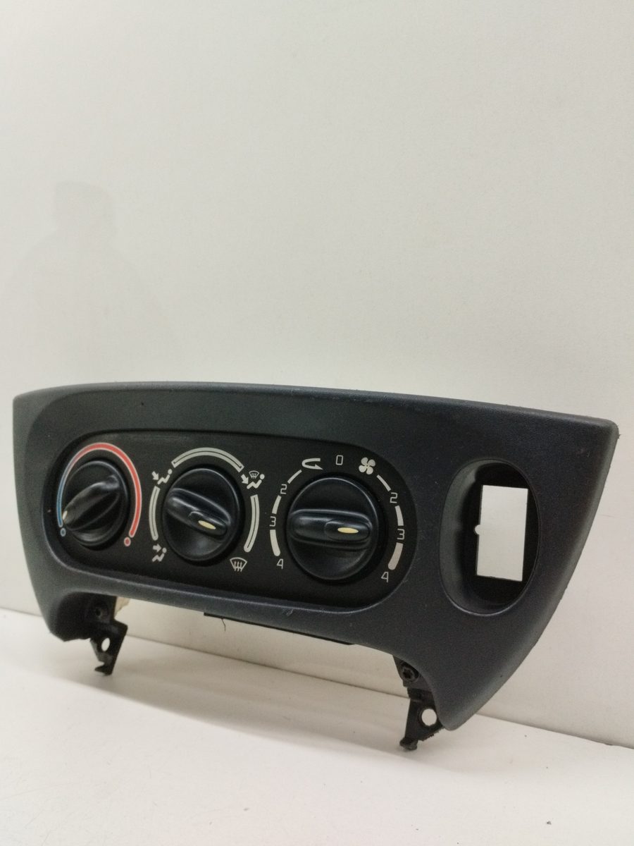 Comandos De Calefacción Renault Megane I Berlina Hatchback (BA0) 1995-1999 662370R