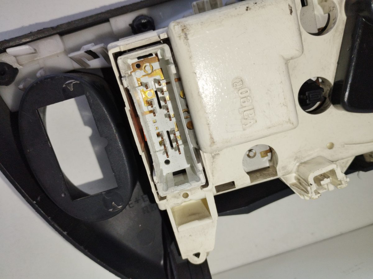 Comandos De Calefacción Renault Megane I Berlina Hatchback (BA0) 1995-1999 662370R