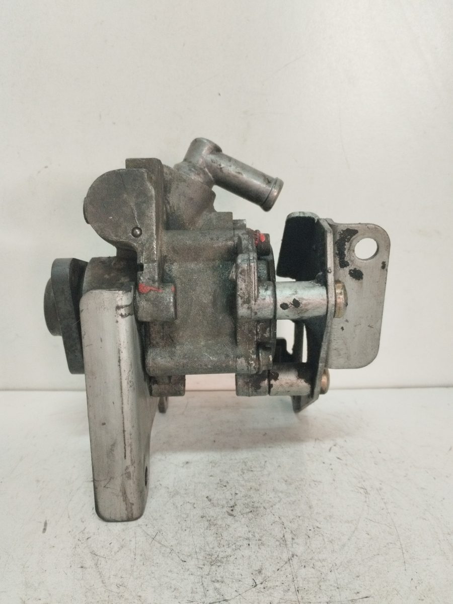 Bomba Direccion BMW Serie 5 Berlina (E39) 1995-2003 520i 2.0L 110kW
