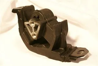 SOPORTE MOTOR DEL IZQ GM CORSA-CELTA 94 (C/A) GSP