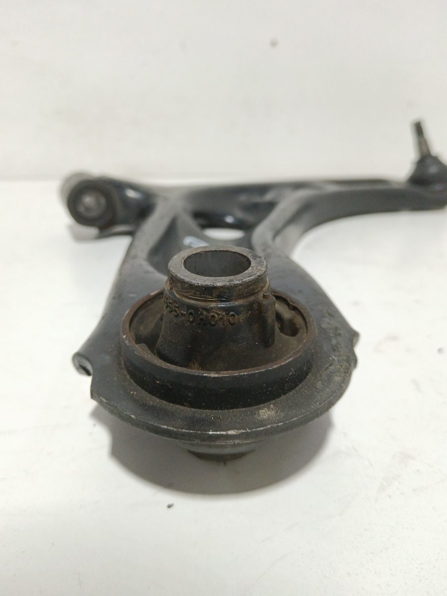 Parrilla de Suspension Inferior Trasera Derecha Peugeot 107 2005-2014 Básico ACIR231E