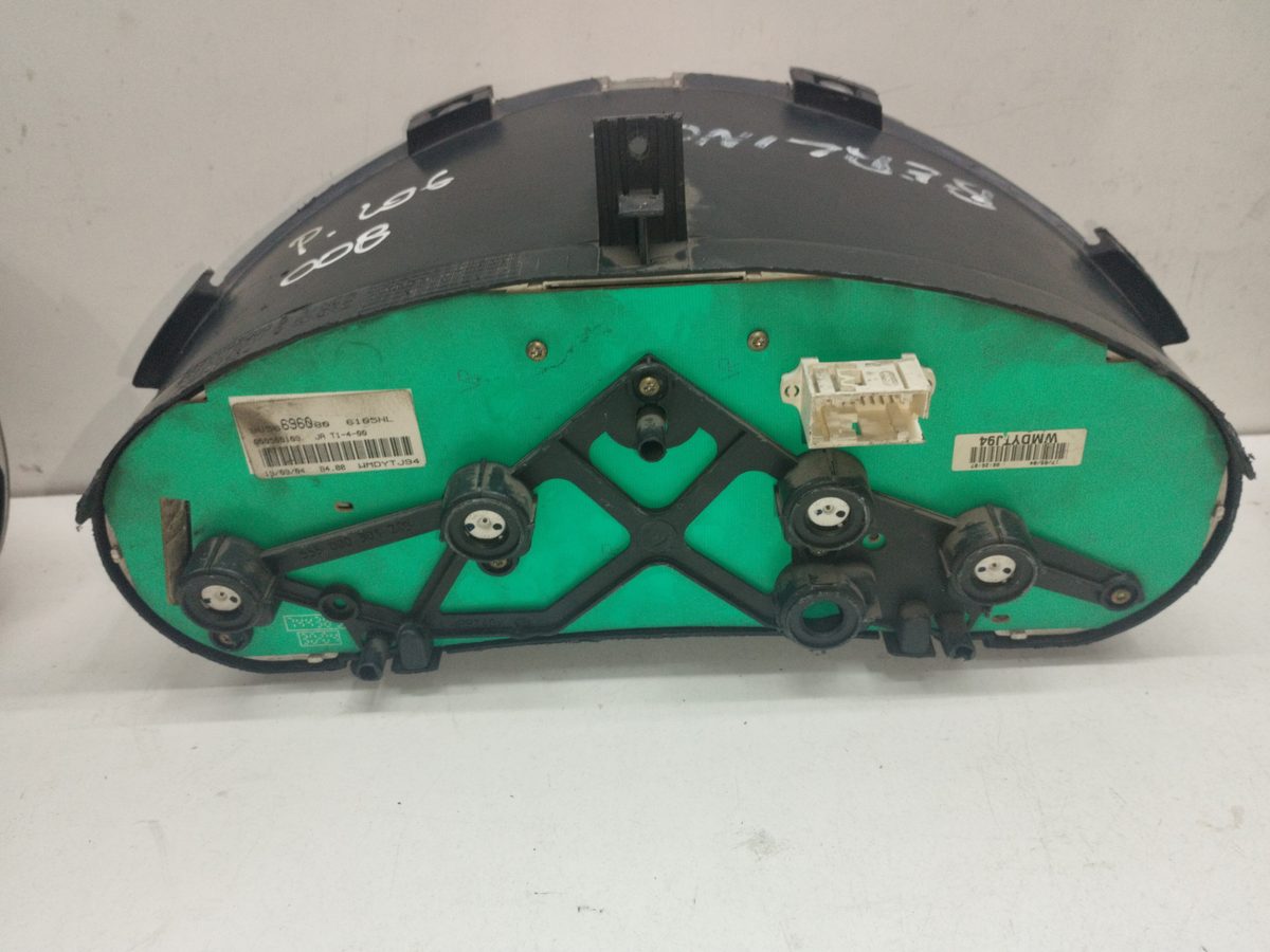 Tablero de Instrumentos Peugeot 206 Berlina 1998-2010 XT 1.4L 50kW 9656696080