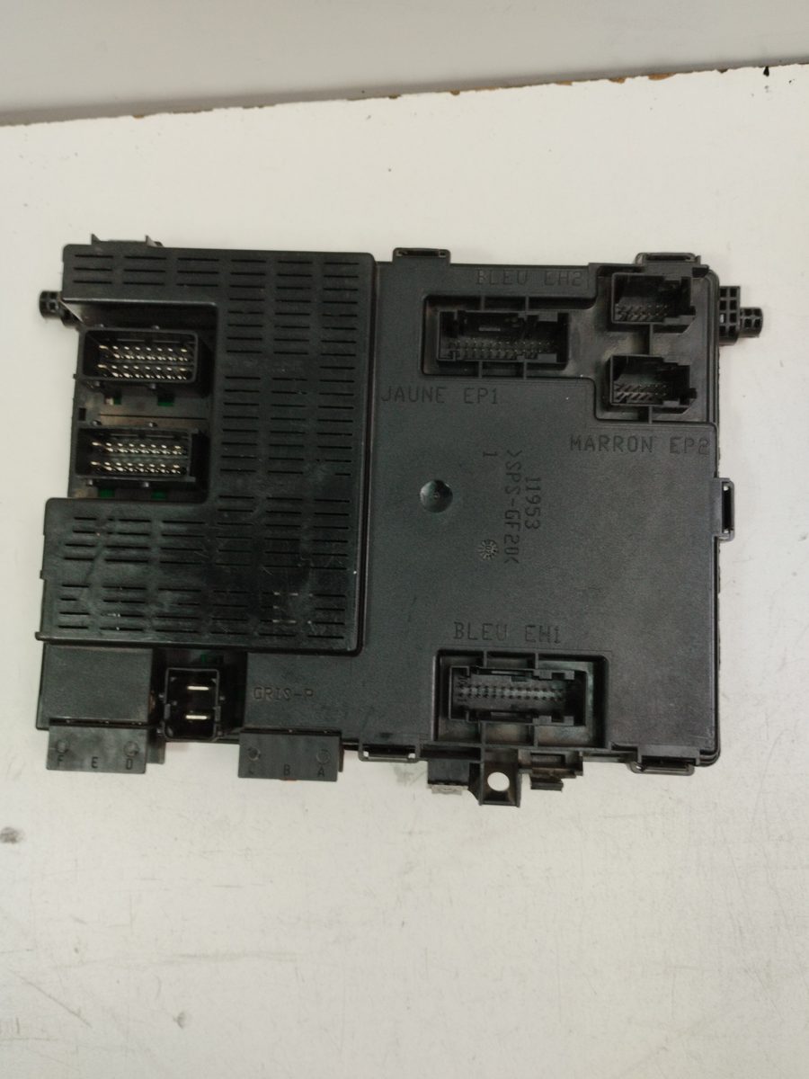 Caja Reles / Fusibles / Modulo Bsi Citroën Xsara Berlina 1997-2005 1.6 16V Tonic 964694078