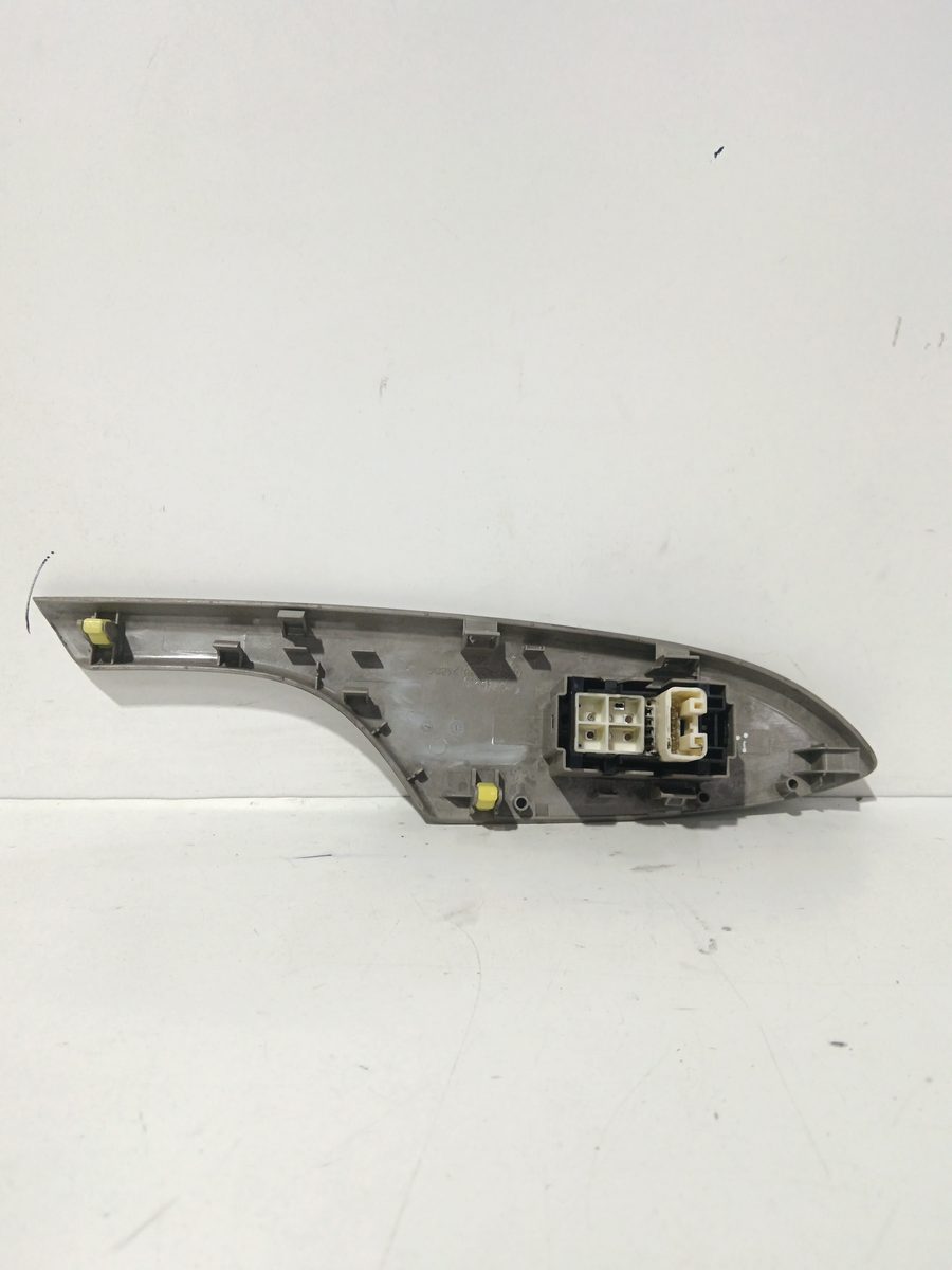 Comando Alza Cristal Toyota Corolla (E15) 2006-2011 Luna 2.0L 93kW