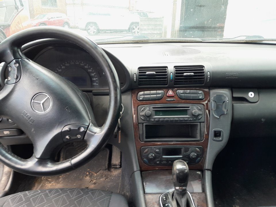 Caja Precalentamiento Mercedes-Benz Clase C (W203) Berlina 2000-2007 220 CDI (203.006)