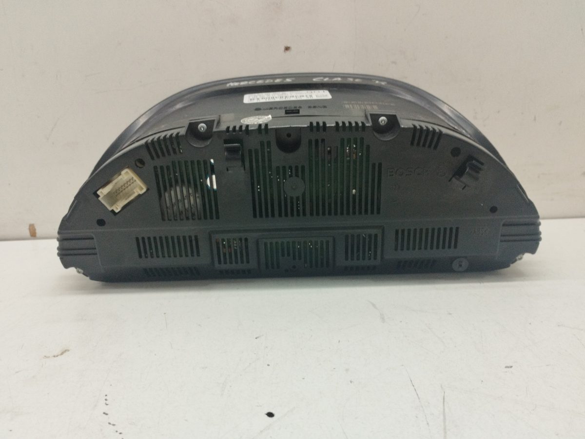 Tablero de Instrumentos Mercedes-Benz Clase B (W245) 2005-2011 A1695404548