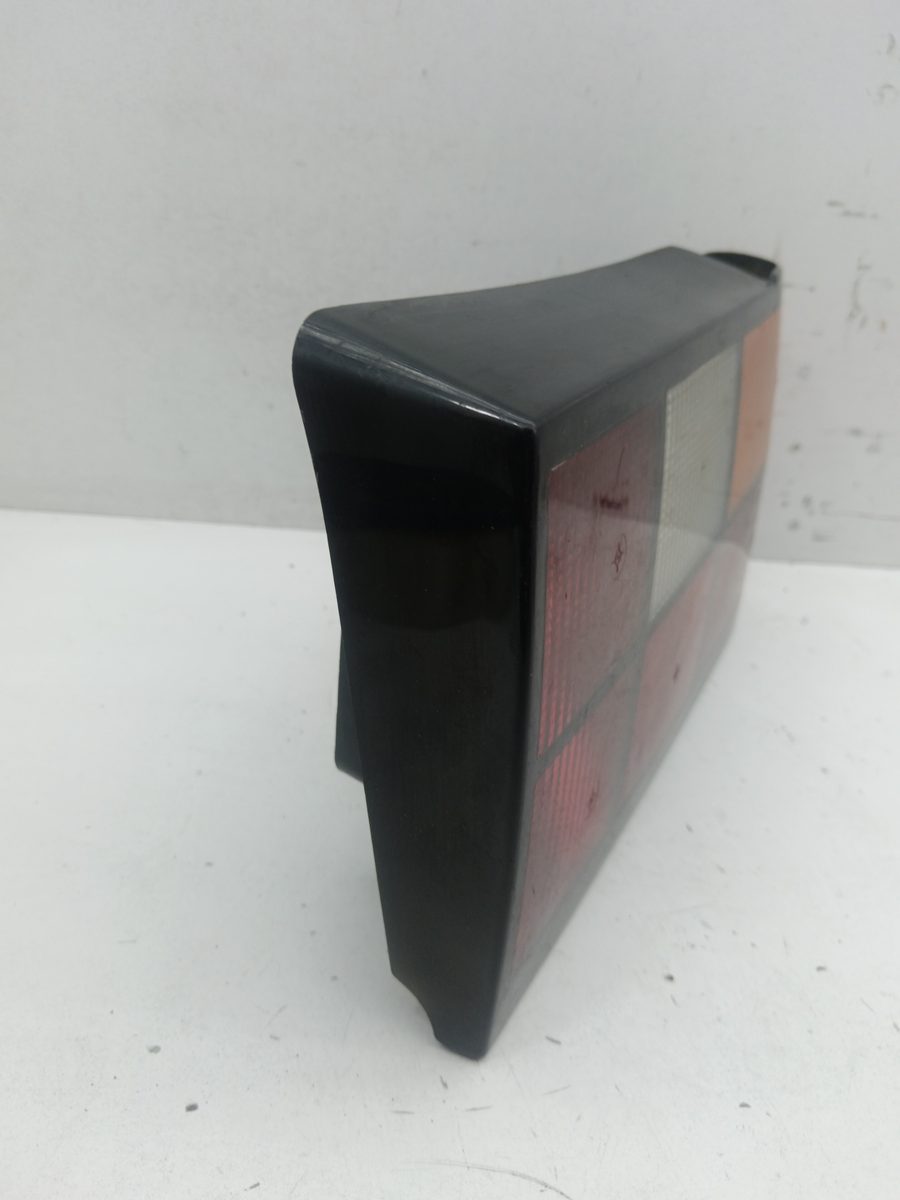 Farol Trasero Derecho Exterior Volvo Serie 460 1989-1997 GLE 454225