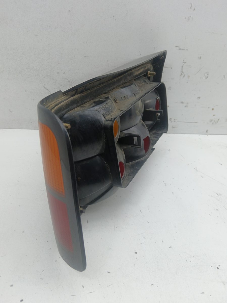 Farol Trasero Derecho Exterior Volvo Serie 460 1989-1997 GLE 454225