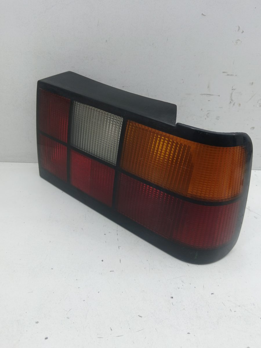 Farol Trasero Derecho Exterior Volvo Serie 460 1989-1997 GLE 454225