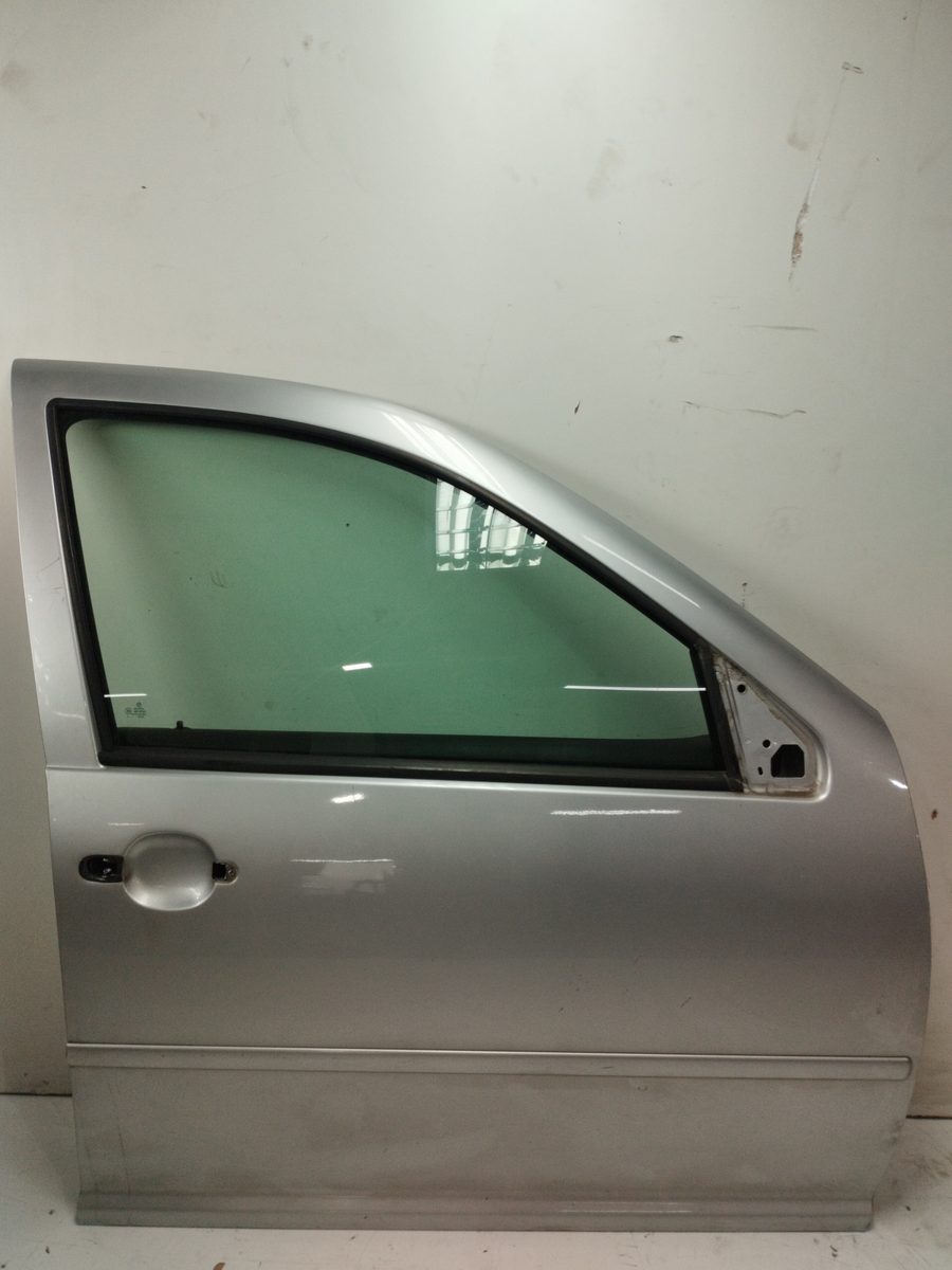 Puerta Delantera Izquierda Volkswagen Bora Berlina (1J2) 1998-2005 Highline