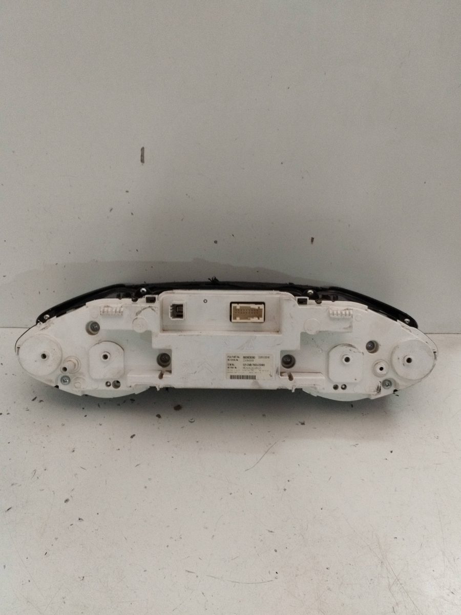 Tablero de Instrumentos Peugeot 308 2013-2021 Access 1.6L 73kW 9809838380