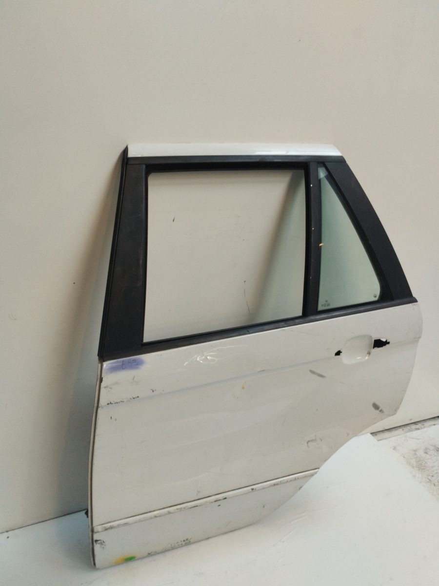 Puerta Trasera Izquierda BMW X5 (E53) 2000-2007