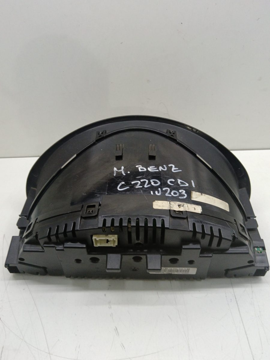 Tablero de Instrumentos Mercedes-Benz Clase C (W203) Berlina 2000-2007 A2035405148050644