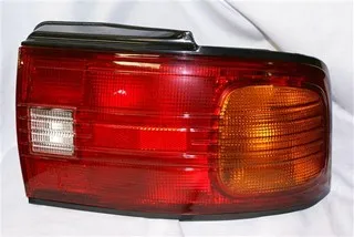 Farol trasero derecho