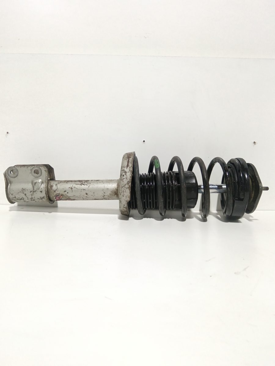 Amortiguador Delantero Der/Izq Chevrolet Corsa B 1996-2000 Edition 2000 1.2L 48kW 595205