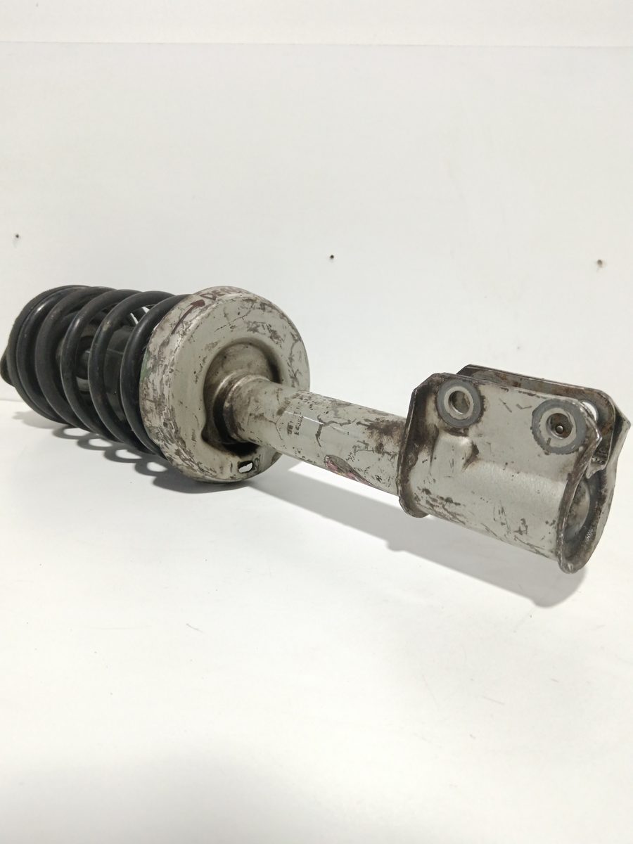 Amortiguador Delantero Der/Izq Chevrolet Corsa B 1996-2000 Edition 2000 1.2L 48kW 595205